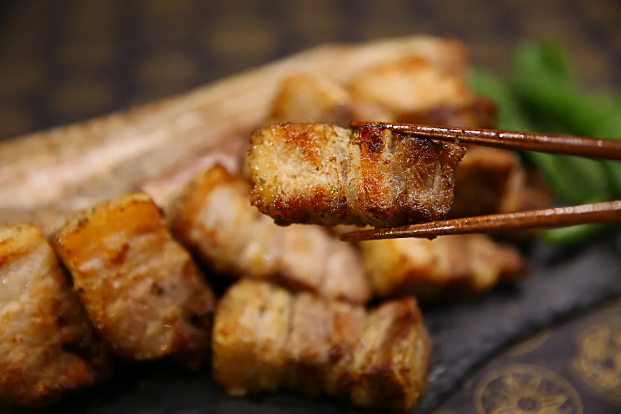 직화 참숯 초벌 통삼겹 500g