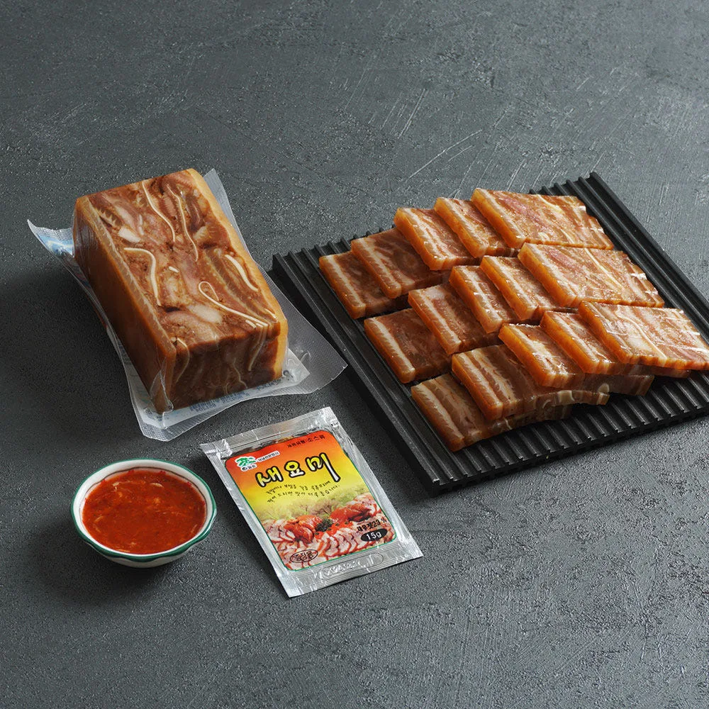 맛의고수 100% 국산 돼지고기 프리미엄 통편육 250g + 새우젓소스